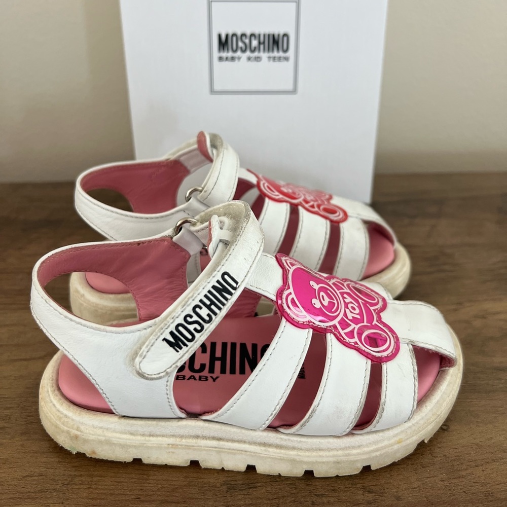 Moschino Kids White/Pink/Red Teddy Bear sandals with Velcro closure
